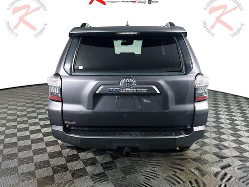 2022 Toyota 4Runner SR5