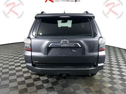 2022 Toyota 4Runner SR5