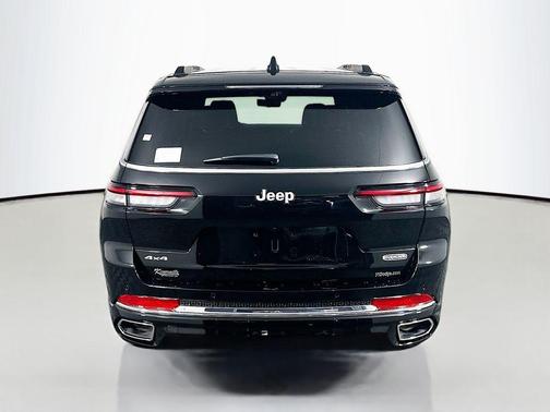 2025 Jeep Grand Cherokee L Overland