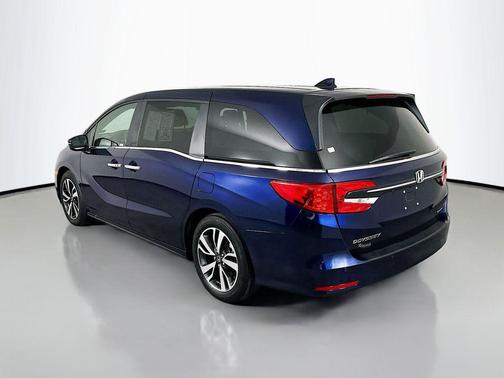 Obsidian Blue Pearl 2023 Honda Odyssey Touring