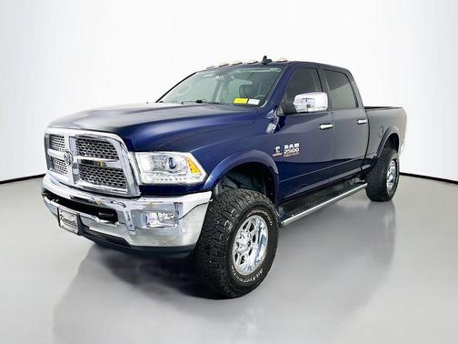 True Blue Pearlcoat 2018 RAM 2500 Laramie Crew Cab 4x4 6'4' Box