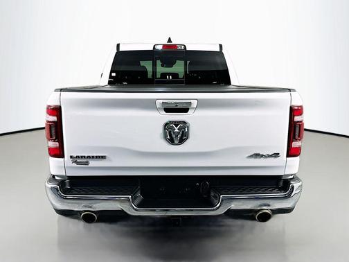 Bright White Clearcoat 2021 RAM 1500 Laramie