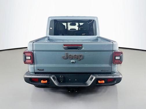 Anvil Clearcoat 2026 Jeep Gladiator Mojave 4x4