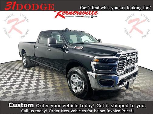 2026 RAM 2500 Tradesman Crew Cab 4x2 8' Box