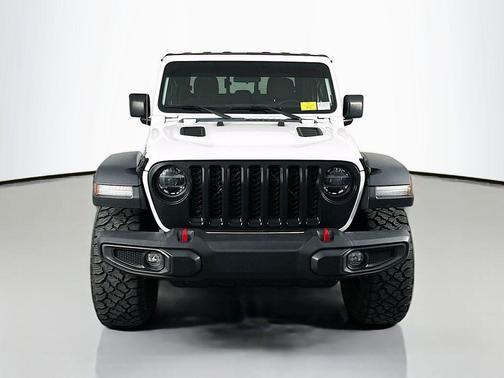 Bright White Clearcoat 2021 Jeep Gladiator Rubicon