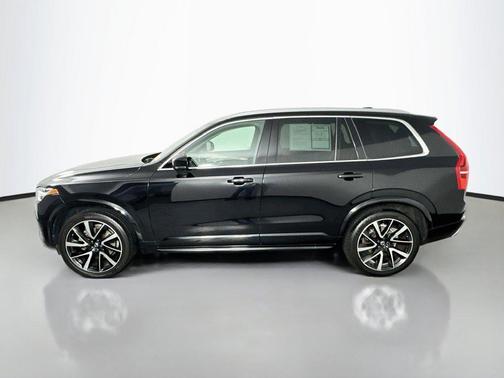Onyx Black Metallic 2021 Volvo XC90 T6 Momentum