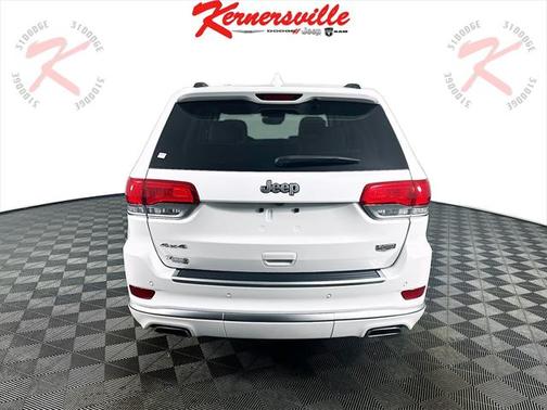 2020 Jeep Grand Cherokee Summit