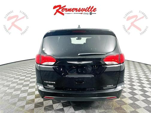 2026 Chrysler Voyager LX