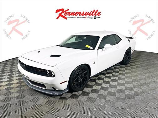 2016 Dodge Challenger R/T Scat Pack
