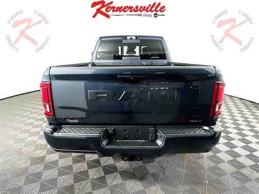2025 RAM 3500 Limited Crew Cab 4x4 6'4' Box
