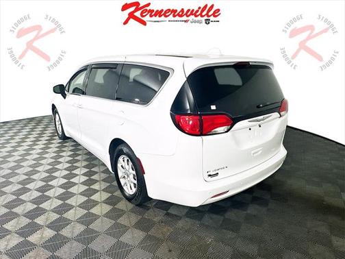 2018 Chrysler Pacifica Touring