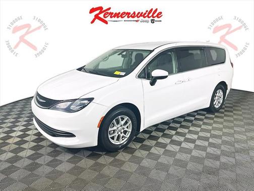 2018 Chrysler Pacifica Touring