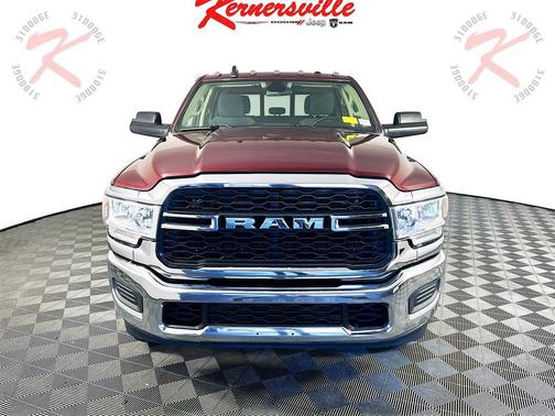 2020 RAM 2500 Tradesman Crew Cab 4X4 6'4' Box