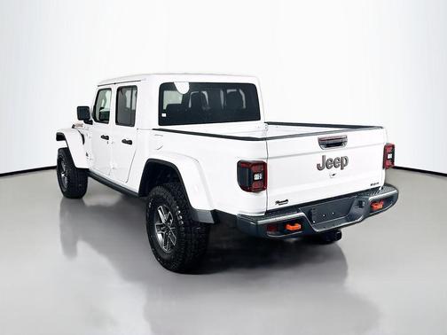 2026 Jeep Gladiator Mojave 4x4