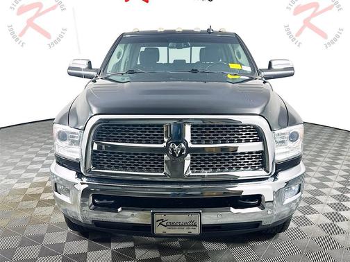 2018 RAM 3500 Laramie Crew Cab 4x4 6'4' Box