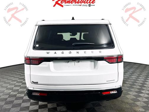 2024 Jeep Wagoneer L Series II 4x2