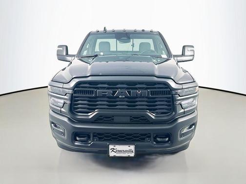 Diamond Black Crystal Pearlcoat 2026 RAM 3500 Tradesman Regular Cab 4x4 8' Box