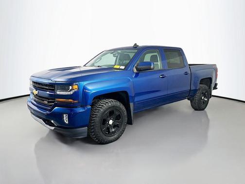 Deep Ocean Blue Metallic 2018 Chevrolet Silverado 1500 2LT