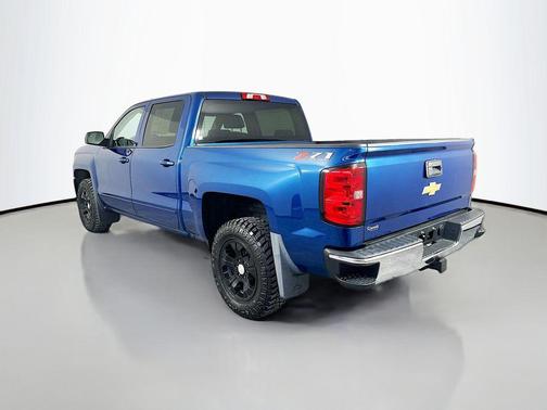 Deep Ocean Blue Metallic 2018 Chevrolet Silverado 1500 2LT