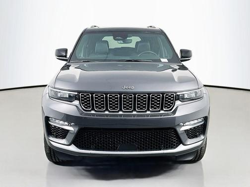 Baltic Gray Metallic Clearcoat 2022 Jeep Grand Cherokee 4xe Summit