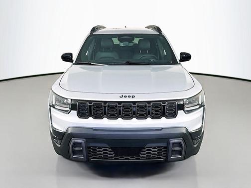 Silver Zynith Clearcoat 2026 Jeep Cherokee Limited