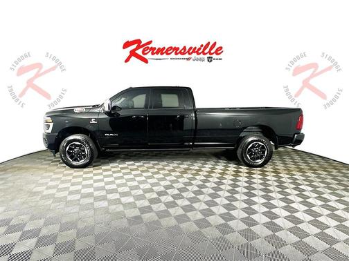 2025 RAM 3500 Laramie Crew Cab 4x4 8' Box