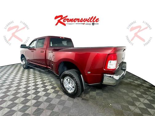 2021 RAM 3500 Big Horn Crew Cab 4x4 8' Box