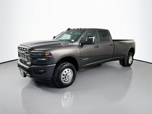Granite Crystal Metallic Clearcoat 2026 RAM 3500 Big Horn Crew Cab 4x4 8' Box