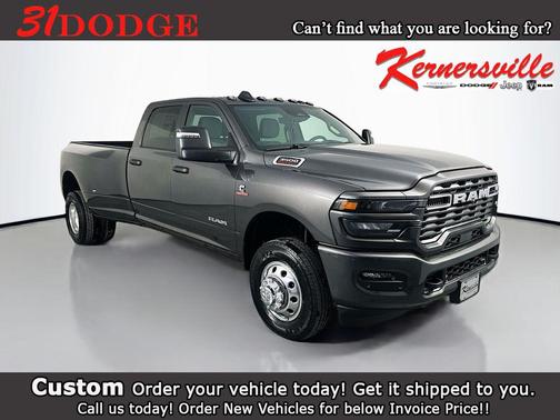 Granite Crystal Metallic Clearcoat 2026 RAM 3500 Big Horn Crew Cab 4x4 8' Box