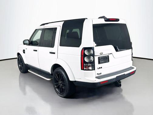 White 2016 Land Rover LR4 Base