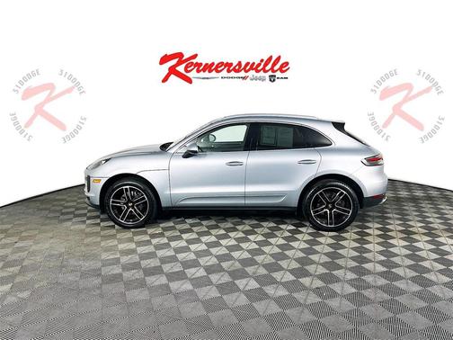 2021 Porsche Macan Base