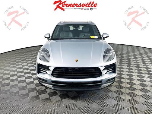 2021 Porsche Macan Base