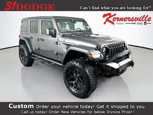 Granite Crystal Metallic Clearcoat 2025 Jeep Wrangler Willys