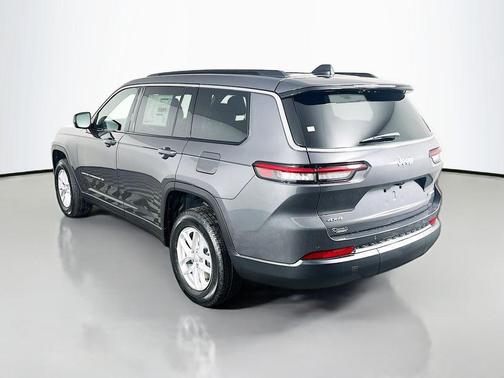 Baltic Gray Metallic Clearcoat 2026 Jeep Grand Cherokee L Altitude