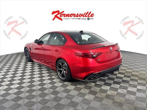 2023 Alfa Romeo Giulia Quadrifoglio