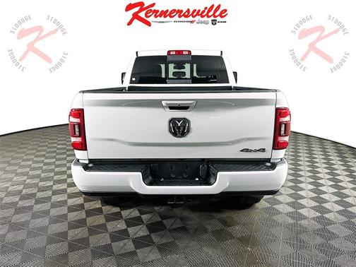 2023 RAM 2500 Laramie Crew Cab 4x4 6'4' Box