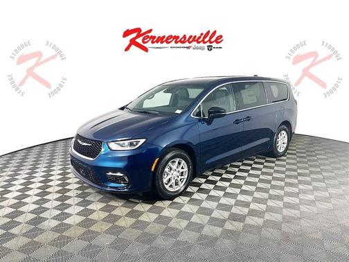 2025 Chrysler Pacifica L
