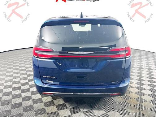 2025 Chrysler Pacifica L