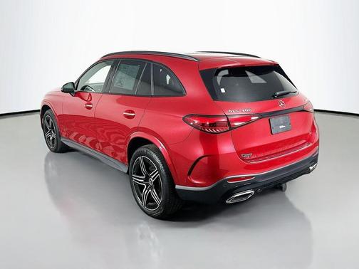 2025 Mercedes-Benz GLC 300 4MATIC