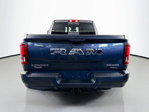 Granite Crystal Metallic Clearcoat 2025 RAM 2500 Laramie Crew Cab 4x4 6'4' Box