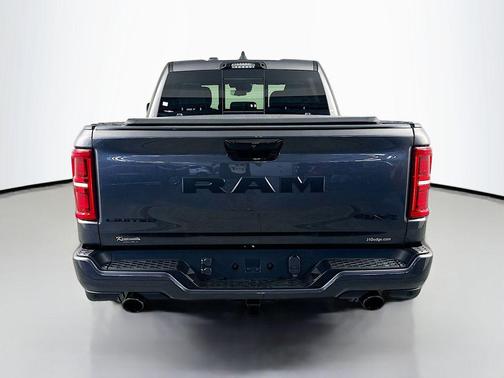 Granite Crystal Metallic Clearcoat 2026 RAM 1500 Limited