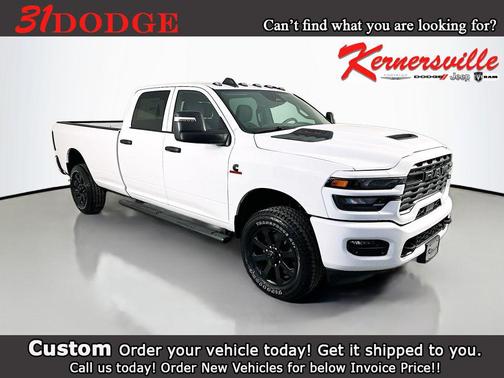 Bright White Clearcoat 2026 RAM 2500 Black Express Crew Cab 4x4 8' Box