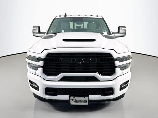 Bright White Clearcoat 2026 RAM 2500 Black Express Crew Cab 4x4 8' Box