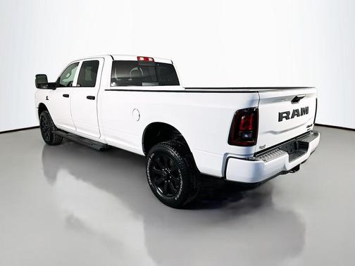 Bright White Clearcoat 2026 RAM 2500 Black Express Crew Cab 4x4 8' Box