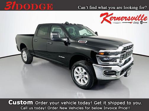 Diamond Black Crystal Pearlcoat 2026 RAM 2500 Big Horn Crew Cab 4x4 6'4' Box