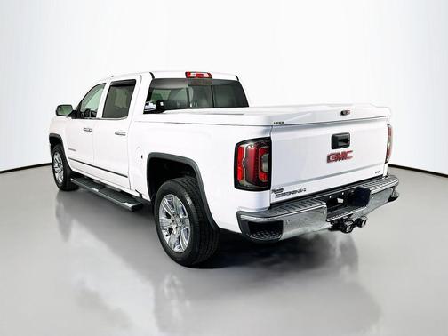 Summit White 2018 GMC Sierra 1500 SLT