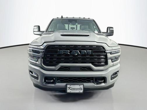 Ceramic Gray Clearcoat 2026 RAM 3500 Limited Crew Cab 4x4 8' Box