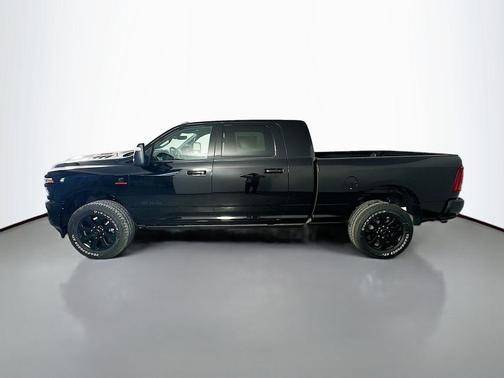 Diamond Black Crystal Pearlcoat 2026 RAM 2500 Laramie Mega Cab 4x4 6'4' Box