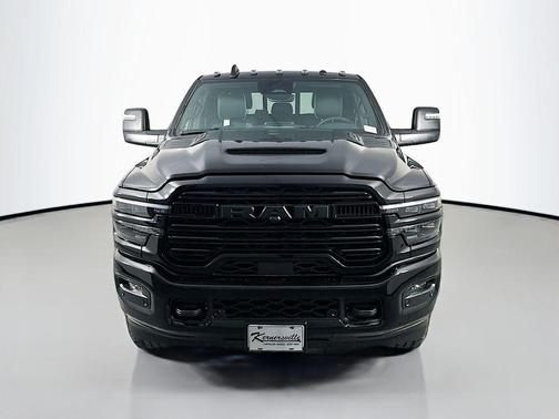 Diamond Black Crystal Pearlcoat 2026 RAM 2500 Laramie Mega Cab 4x4 6'4' Box