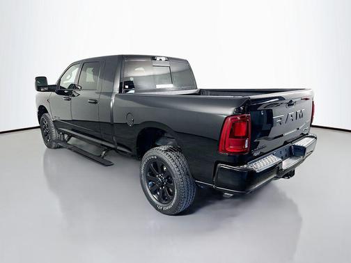 Diamond Black Crystal Pearlcoat 2026 RAM 2500 Laramie Mega Cab 4x4 6'4' Box